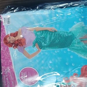 *NWT* Adult Ariel Costume size S
